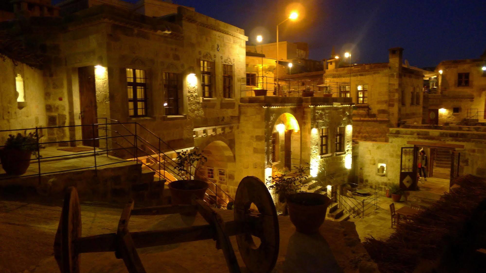 King Cave Hotel By Traveller'S Goreme Exterior photo